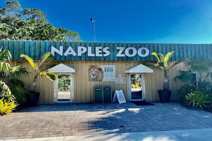 Entrance gate of Naples Zoo