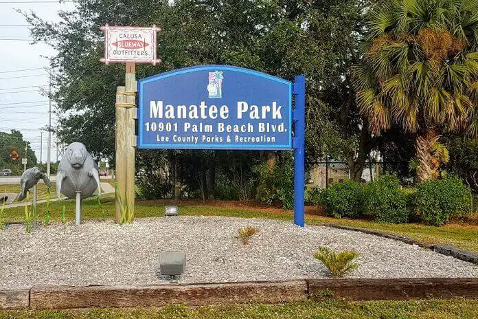 Enjoy at Manatee Park in Fort Myers and have a great day