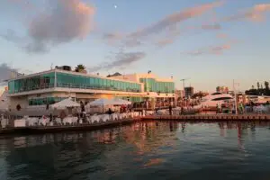 Waterfront Restaurants in Sarasota
