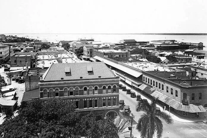 Old view of the1st Street Downtown Fort Myers